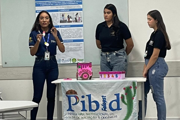 PIBID PEDAGOGIA NA SEMANA ACADÊMICA DA AESET 2025