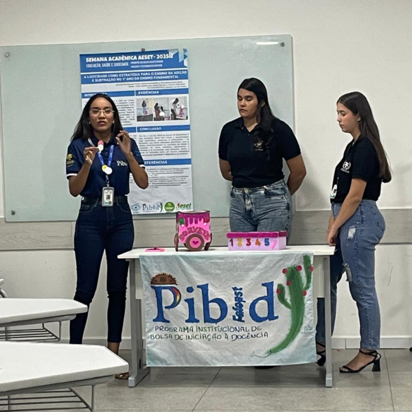 PIBID PEDAGOGIA NA SEMANA ACADÊMICA DA AESET 2025