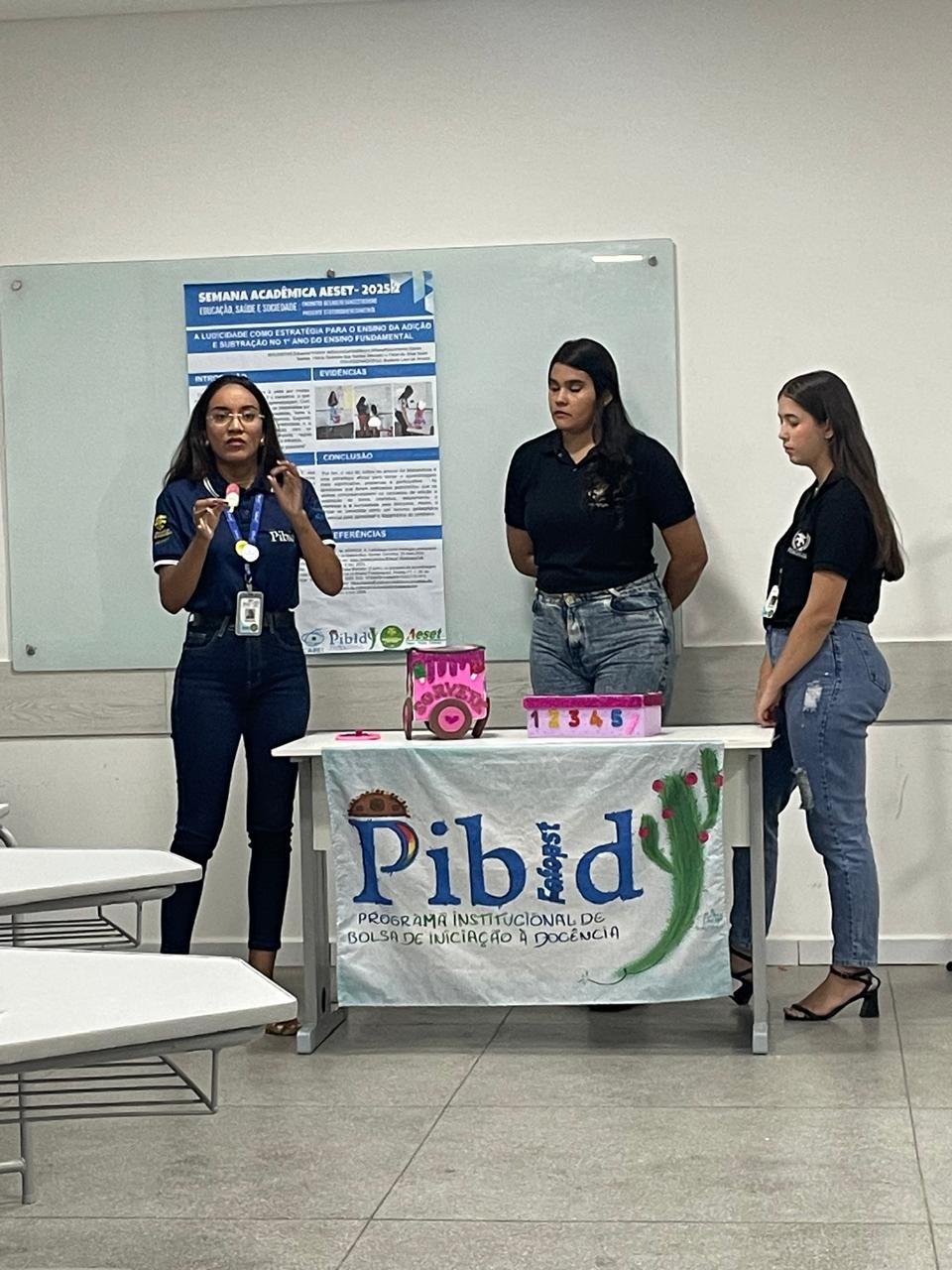 PIBID PEDAGOGIA NA SEMANA ACADÊMICA DA AESET 2025